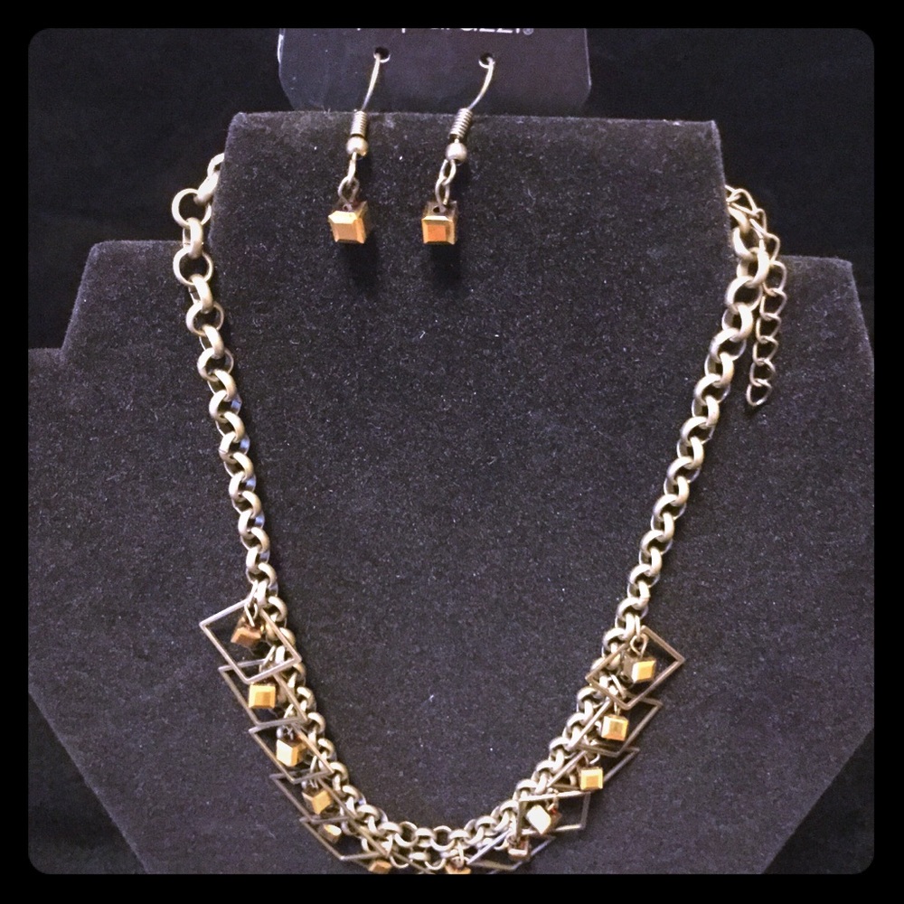 🆕 Bronze Necklace set